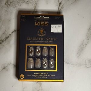 KISS Majestic Nails - Elegant Gray with Sparkle